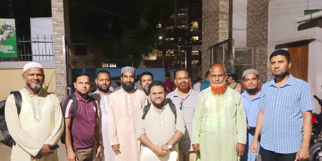 জমির শেয়ার বগুড়া আবাসন প্রপার্টিজের সাথে জমি ও ফ্ল্যাট ক্রয়ের পর সন্তুষ্ট গ্রাহক